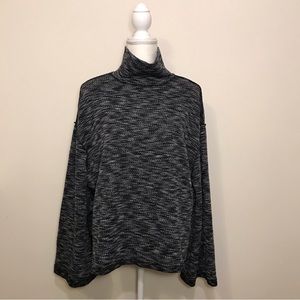 We the Free by Free People Heather Gray Sweater Size Medium